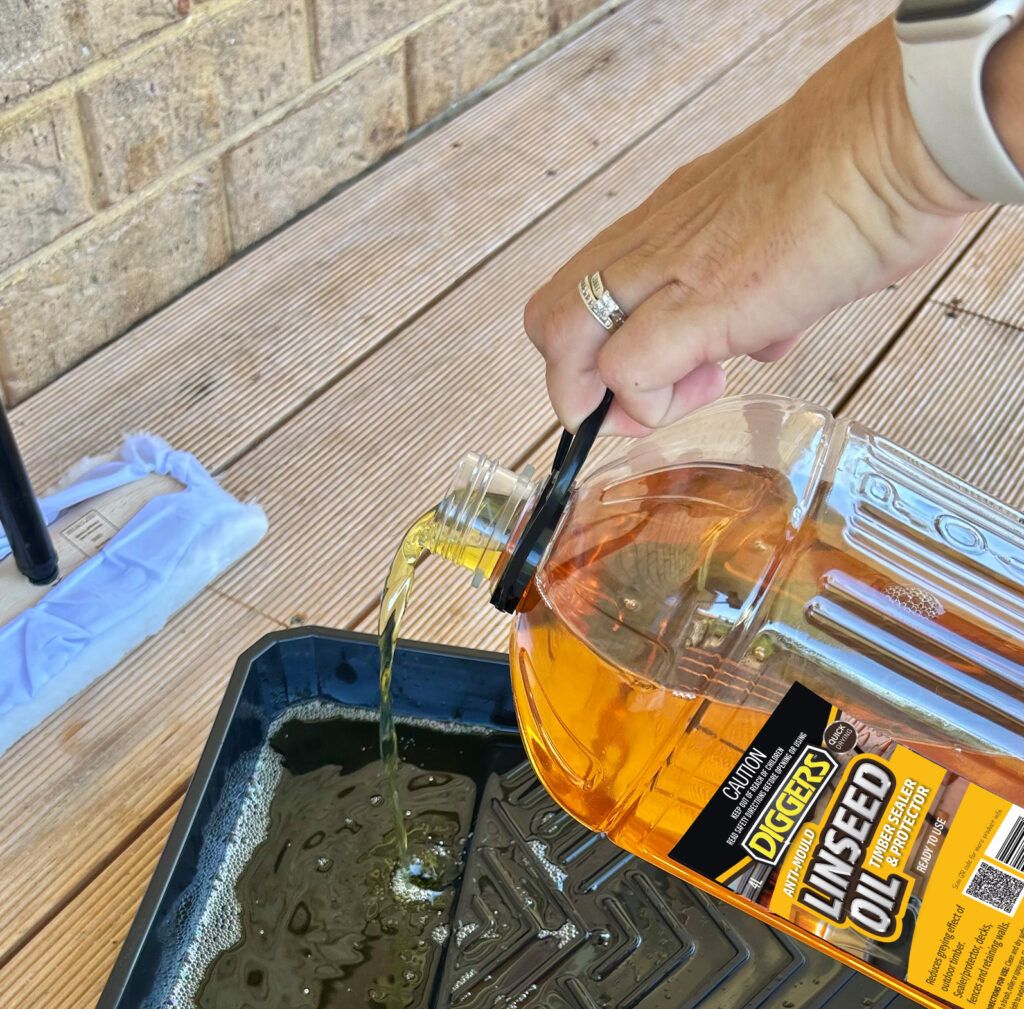 How to re-oil your timber deck with ease