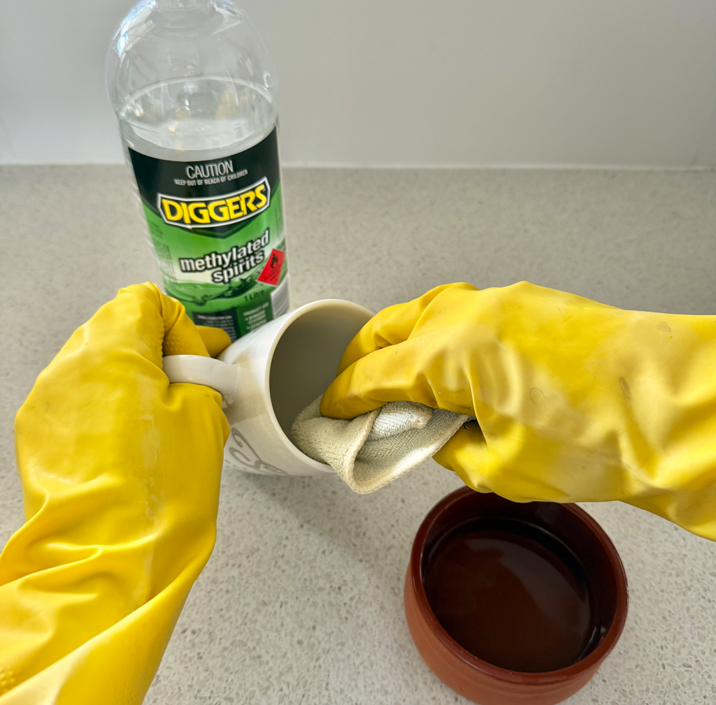 Stubborn Stains Made Simple with DIGGERS™ Methylated Spirits